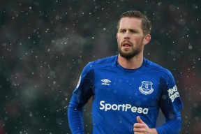 九游网站入口官网 -科维托娃回归赛场，精彩发挥首场状态亮眼，IG观众沸腾！